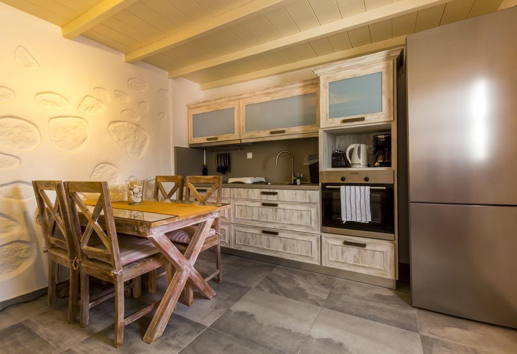 Lavish Suites Agios Ioannis Diakoftis Εξωτερικό φωτογραφία