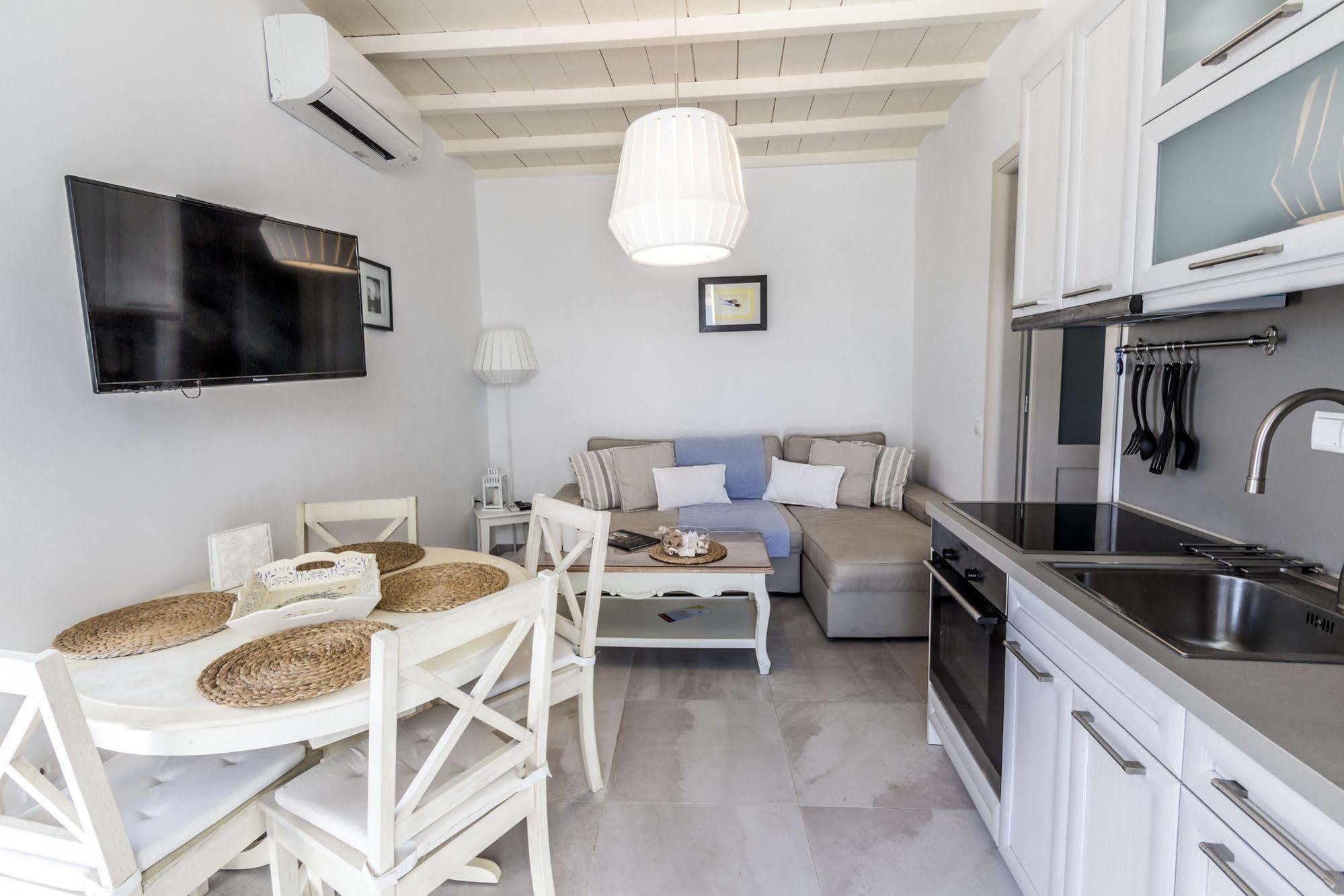 Lavish Suites Agios Ioannis Diakoftis Εξωτερικό φωτογραφία